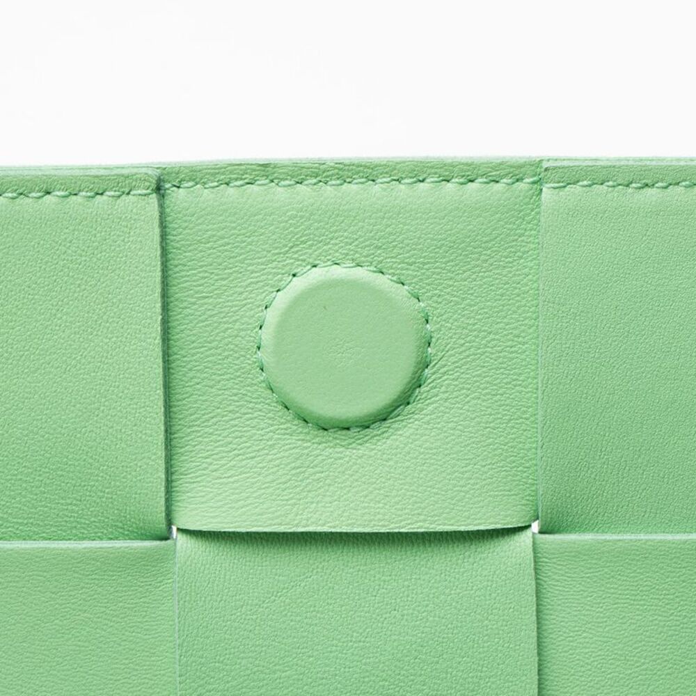 Bottega Veneta Lambskin Cassette Crossbody - Picture 9 of 10